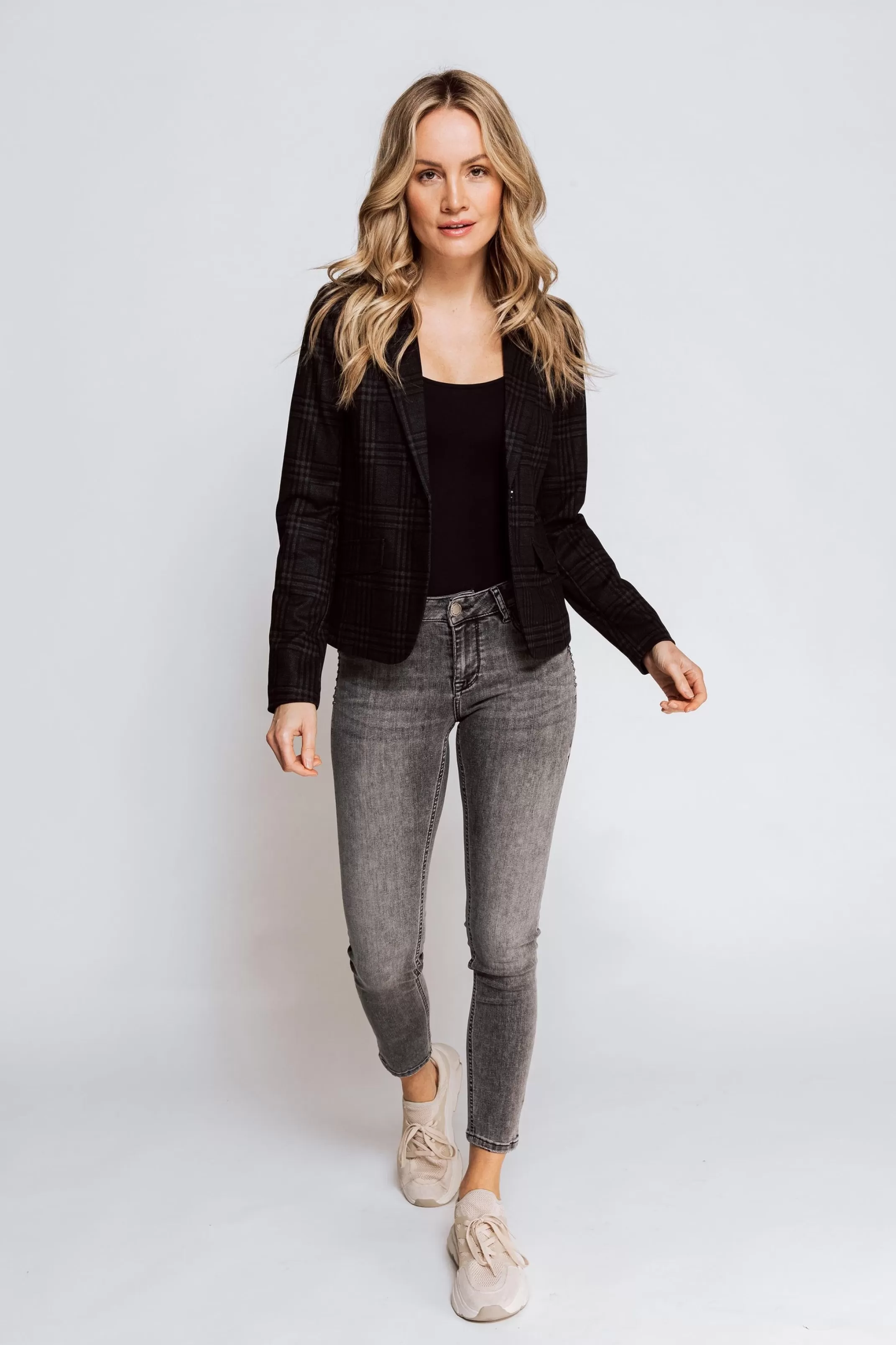 Zhrill Jacken, Mantel Und Westen<Damen Blazer Betsy In Black