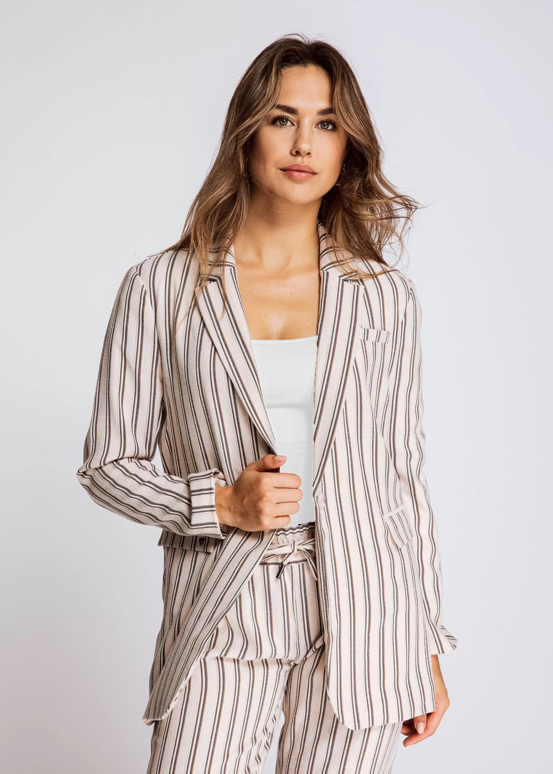 Zhrill Jacken, Mantel Und Westen<Damen Blazer Ellie In Beige
