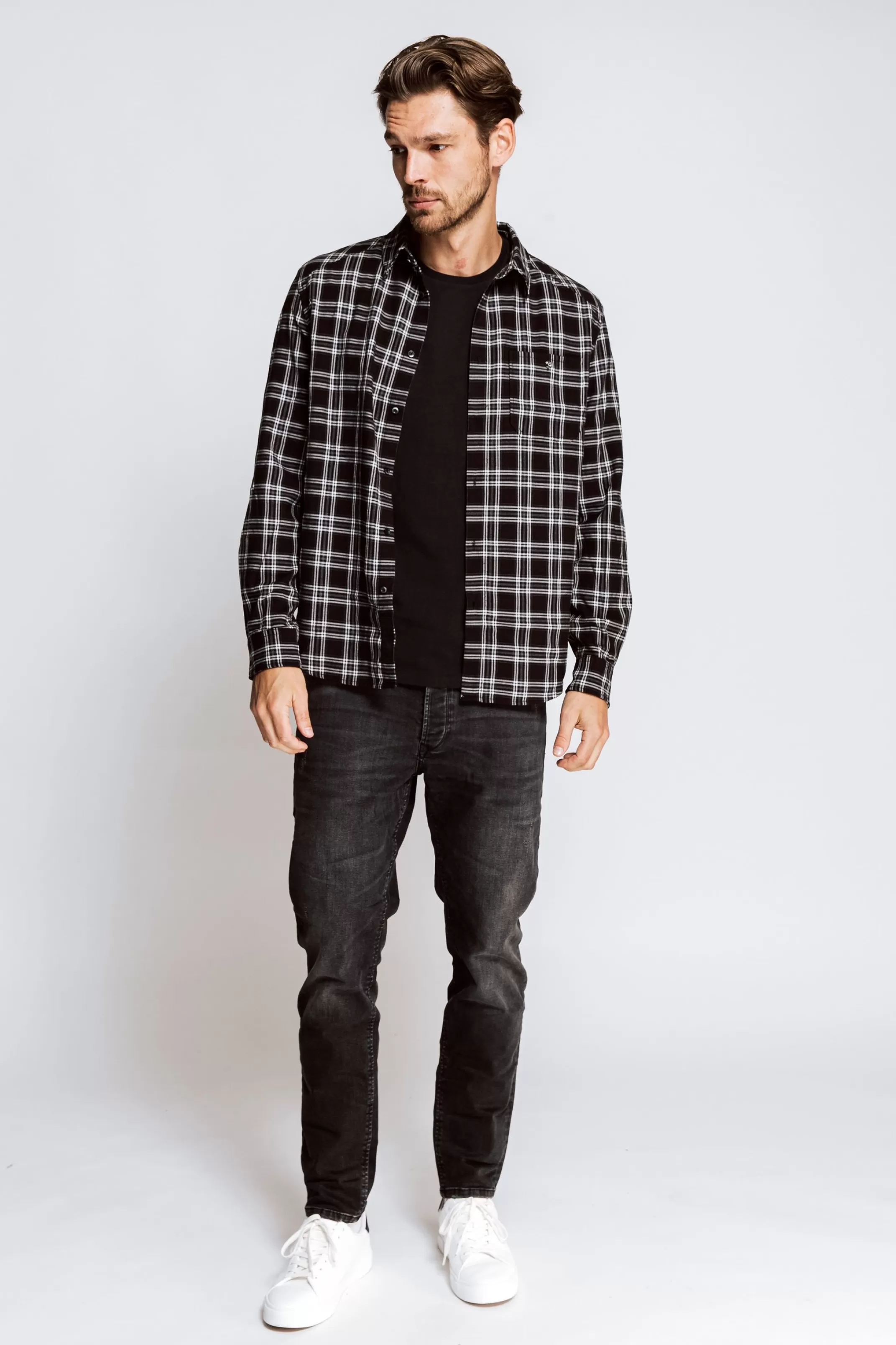 Zhrill T-Shirts, Pullover Und Hemden<Herren Hemd Enno In Black Check